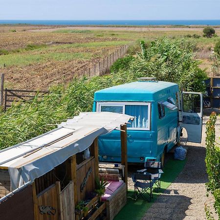 JABUTI Autocaravana con porche y aparcamiento Cádiz Exterior foto